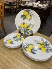 Royal Norfolk Lemon Stoneware Plates (set of 8)