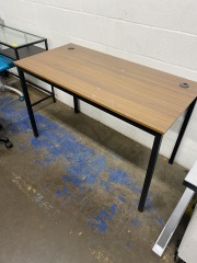 Simple Minimalist Writing Desk