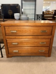Online: D-3 drawer dresser