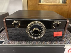 Victrola Turntable BT Aux System