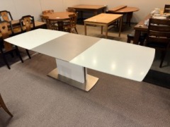 Online: D-Butterfly leaf dining\/conference table