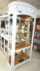 Lighted Display Cabinet w\/Glass Shelves