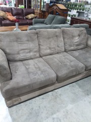 Brown Couch 3468