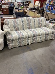 Vintage BassettFloral Tapestry Sleeper Sofa (No Delivery)