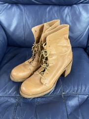 Frye Womens Karen Combat Boots Size 10