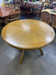 Round Tiger Oak Dining Room Table