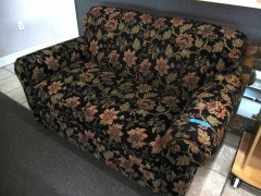 'England' Love Seat***MANAGER'S ONLINE SPECIAL OF THE WEEK***