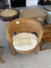Wicker Chair w\/ Cushion