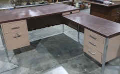 L Desk 3489