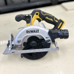 DeWalt XTREME 12V 5 3\/8\