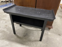 Adorable Lil Black Tea Table