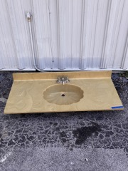 Green Swirl Shell Sink 48 3\/4\