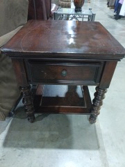 End table 3538