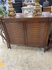 Traditional Dark Wood Server w\/Wire Lattice Overlays