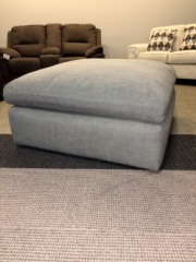 Online: NEW Oversized Ottoman