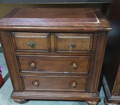 Night Stand 3552