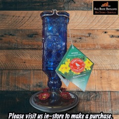 perky pet blue square hummingbird feeder retail $25.99