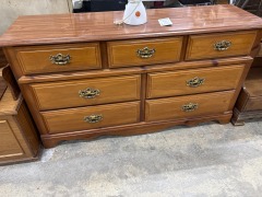 Vintage Maple 6 Drawer Dresser