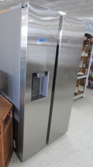 'Samsung' Side-by-Side SST Refrigerator
