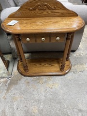 Foyer accent table