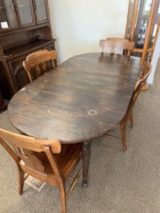 Online: D-Dining Table 2 leaves, 4 chairs