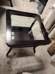 End\/ Side Tables