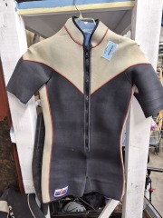 NRS Hydroskin 5 0 Short Sleev