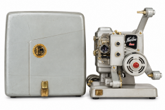 1950s Dejur 8mm Projector w Hard Case