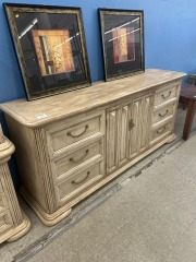 Blond 6 drawer dresser