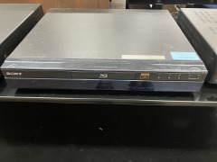Sony First Gen Stand Alone Blu Ray Player (No Remote)