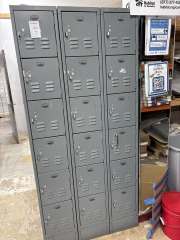 18 cube locker set