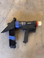 Banks 2-in-1 Flooring Air Nailer\/Stapler