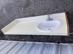 Enclosed Bathroom Laminate Countertop with Sink