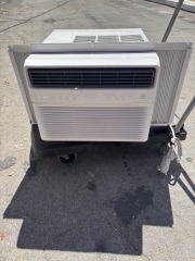 Midea 12K AC Unit