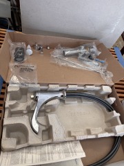 DELTA 1 Handle Bathroom Faucet