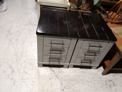 End\/ Side Tables