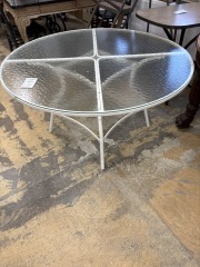 Round White Metal\/Glass Patio Table