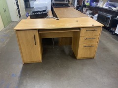 Scrappy Wood Look Computer Desk