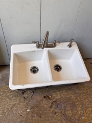 White Kohler Cast Iron Kitchen Sink 33\
