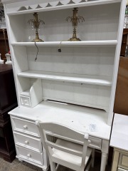 White Desk\/Hutch & Chair