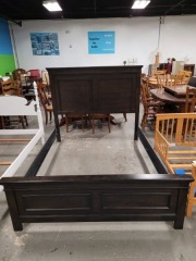 QUEEN SIZE ESPRESSO BEDFRAME