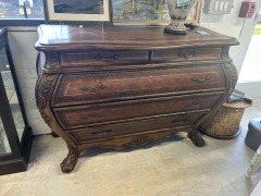 Bombay Chest